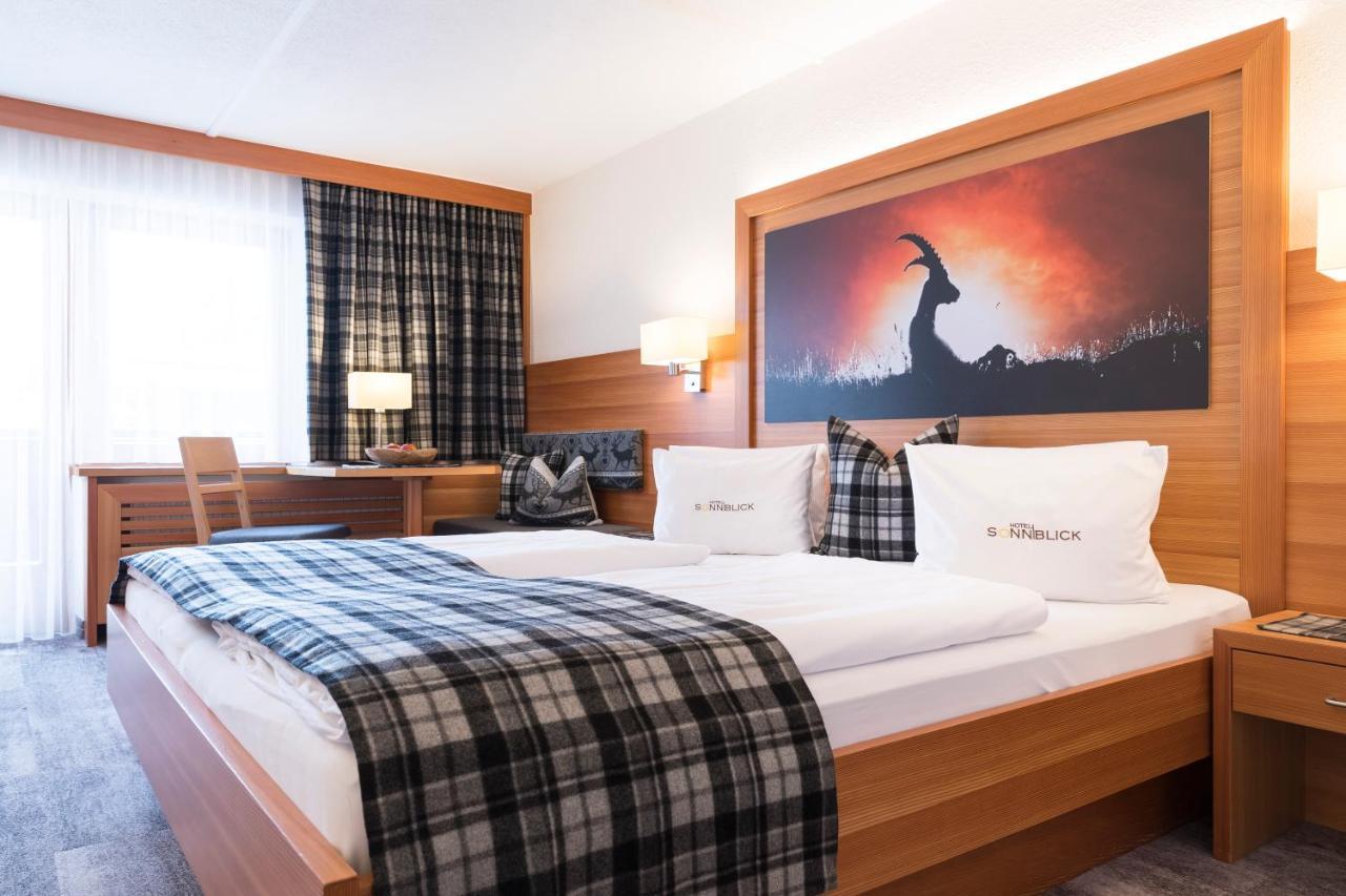 Hotel Sonnblick Sankt Leonhard im Pitztal Exterior foto