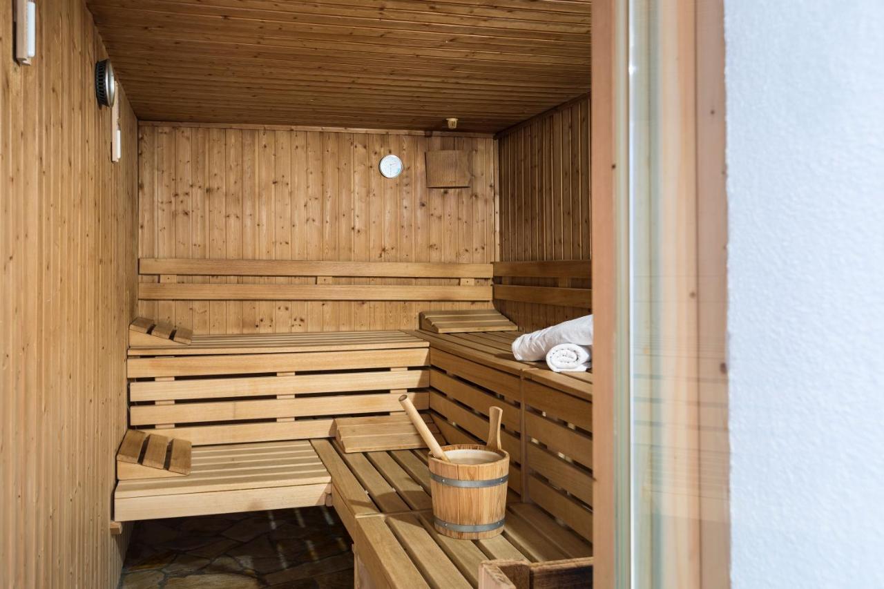 Hotel Sonnblick Sankt Leonhard im Pitztal Exterior foto